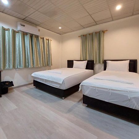 Chaiwat Hostel Bangkok Kültér fotó