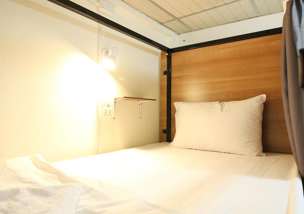 Chaiwat Hostel Bangkok Kültér fotó