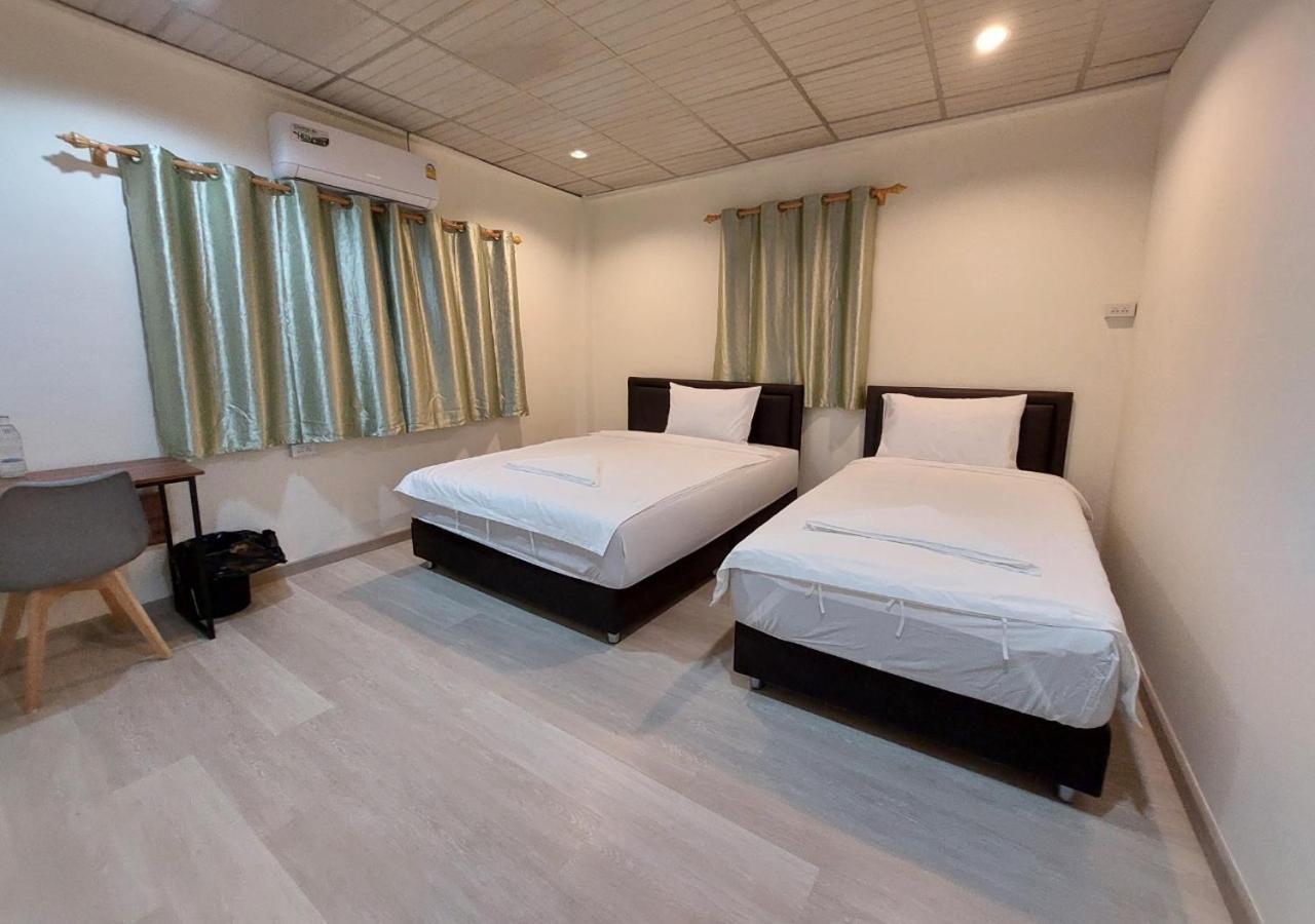 Chaiwat Hostel Bangkok Kültér fotó