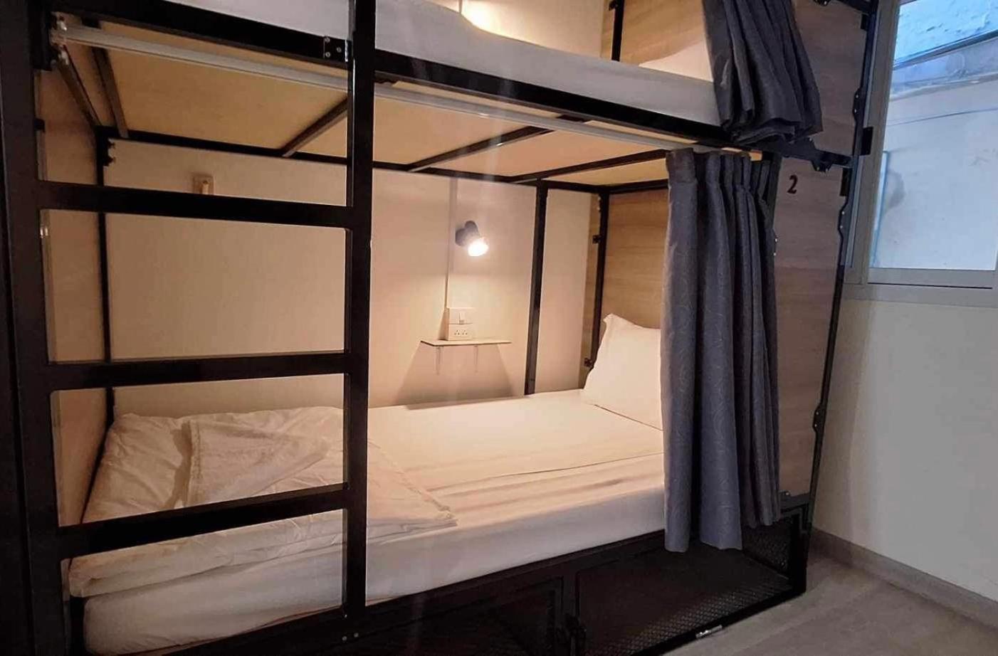 Chaiwat Hostel Bangkok Kültér fotó